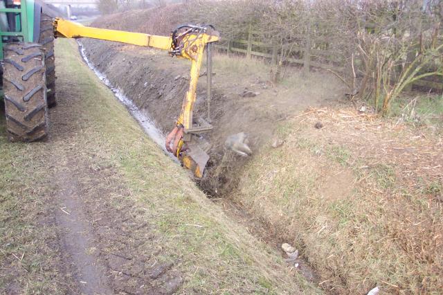Ditch_Cleaning_03.03.04_2.JPG